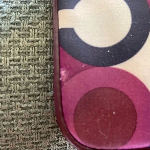 Coach Parker Op Art Bordeaux Multicolor Small Satin Wristlet - Picture 2 of 6